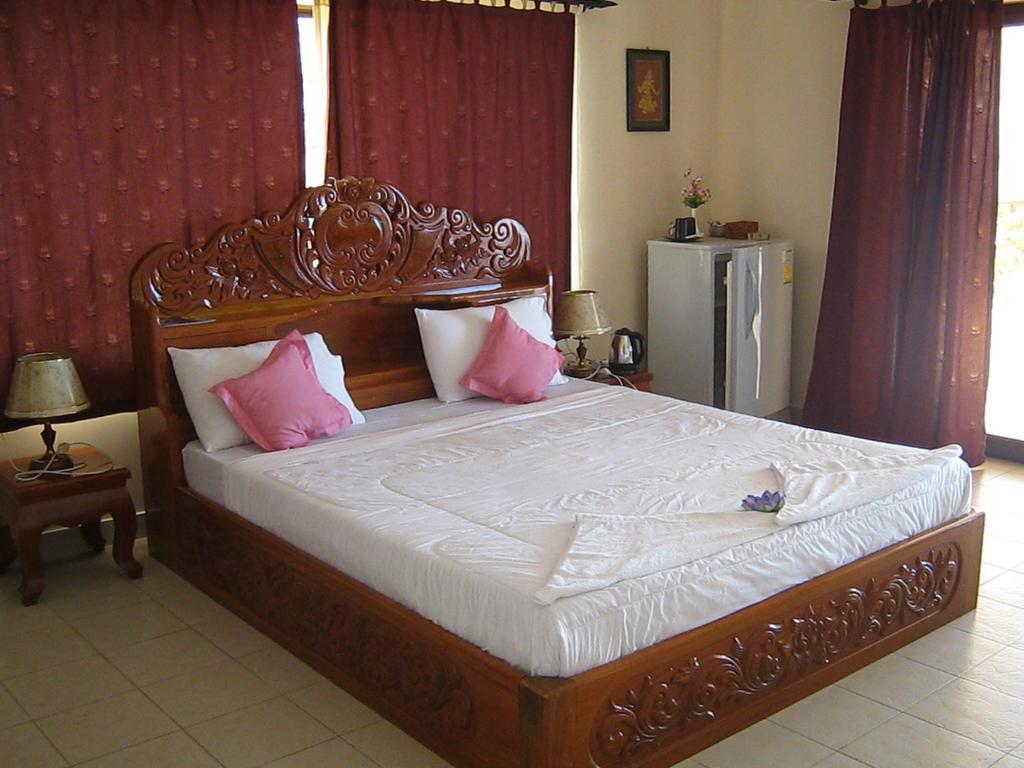 Golden Rooster Hotel Sihanoukville Quarto foto